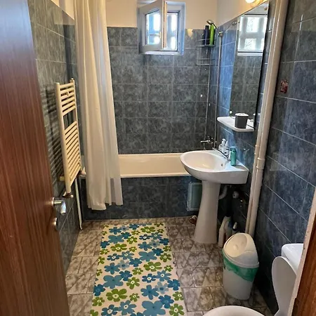 アパート 2 Center *